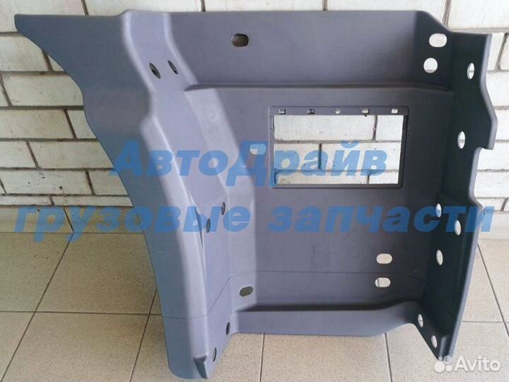 Подножка Мерседес Актрос Мп1 правая 750мм