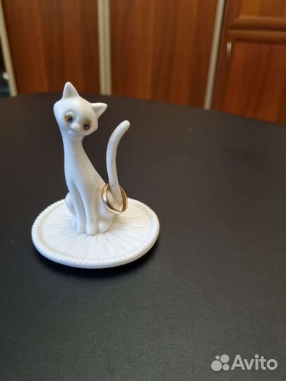 Статуэтка Кошка для хранения колец фарфор