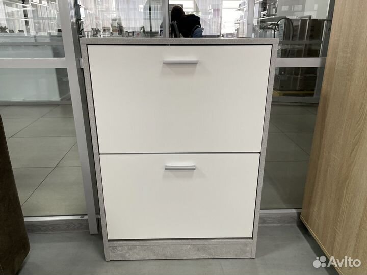 Тумба в прихожую