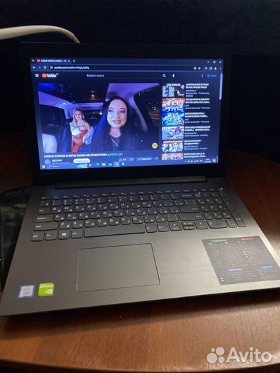 Ноутбук игровой lenovo 512ssd/core i3