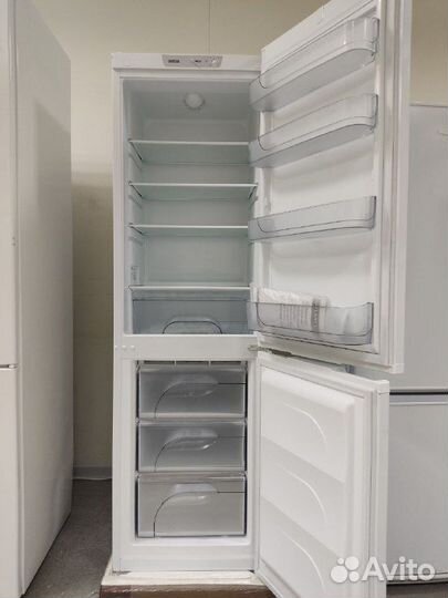 Холодильник бу Атлант хм-4214-000