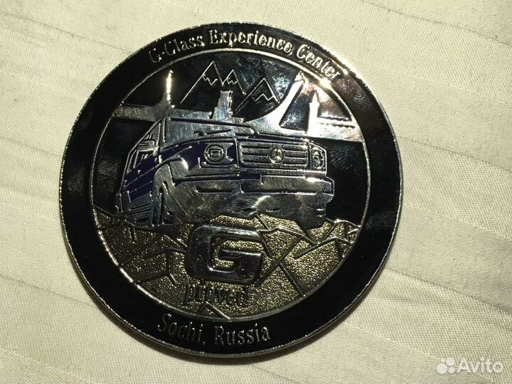 Эмблема Мерседес Бенц