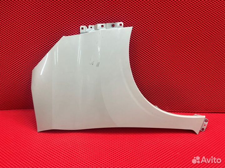 Крыло переднее правое Nissan Roox B44A BR06-SM21