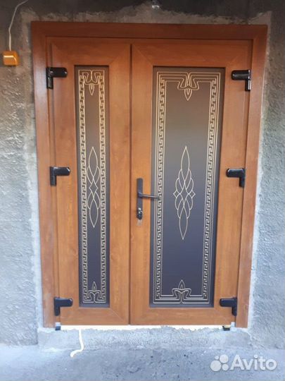 Алюминиевые двери