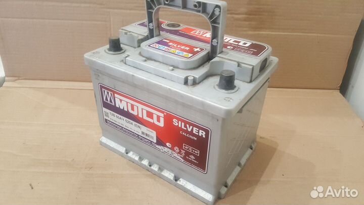 Аккумулятор б/у Mutlu 60Ач 520А