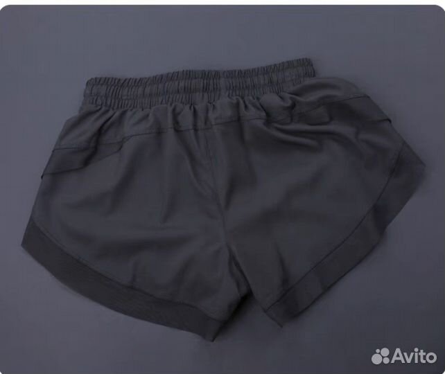 Спортивные шорты женские