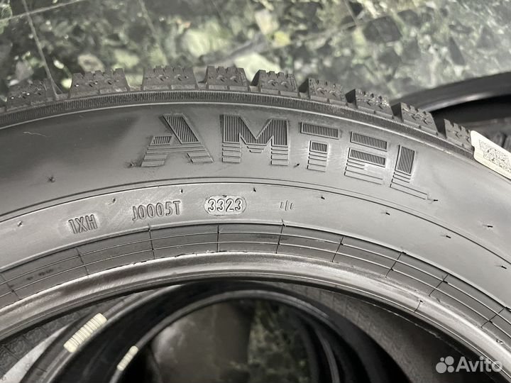 Amtel NordMaster Evo 215/55 R17 98T