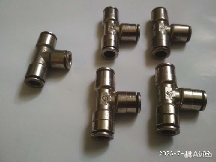 Тройник цанговый Camozzi (пневмо) 6мм