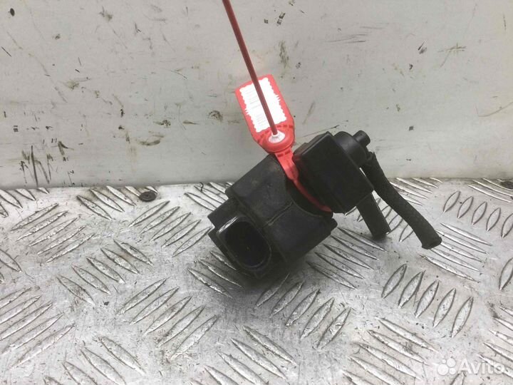 Клапан управления турбиной (актуатор) Audi A4 8e09