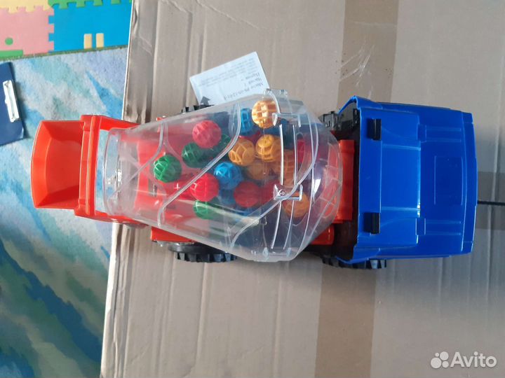 Машинка бетономешалка