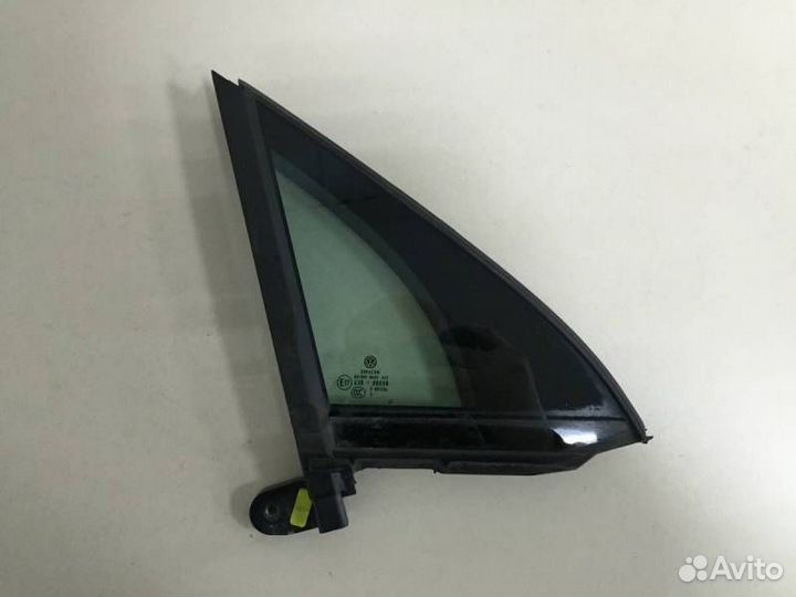 Стекло двери передней правой форточка Volkswagen T