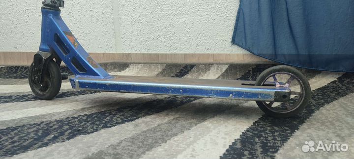 Трюковой самокат