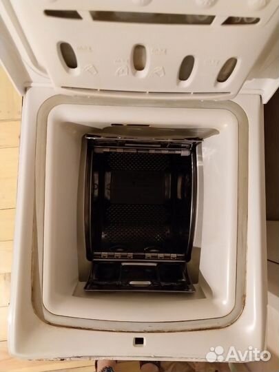 Вертикальная стиральная машина Brandt