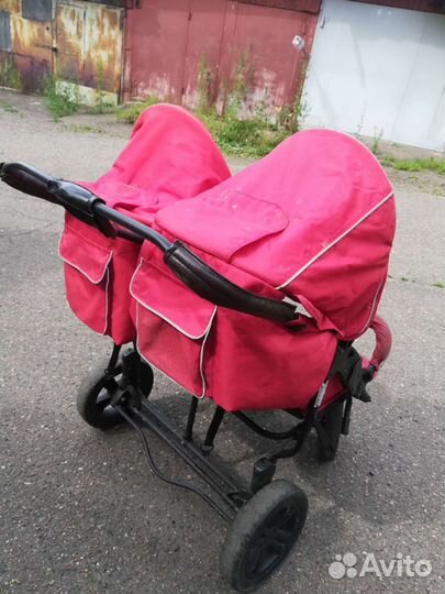 Коляска для двойни