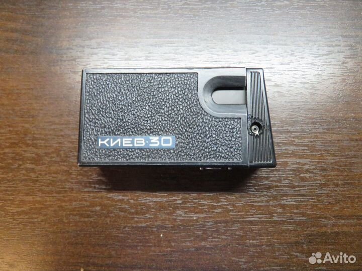 Узкоплёночный фотоаппарат 