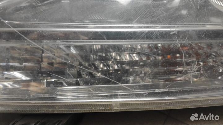 Фара левая Suzuki Grand Vitara 2 (2005-2015)