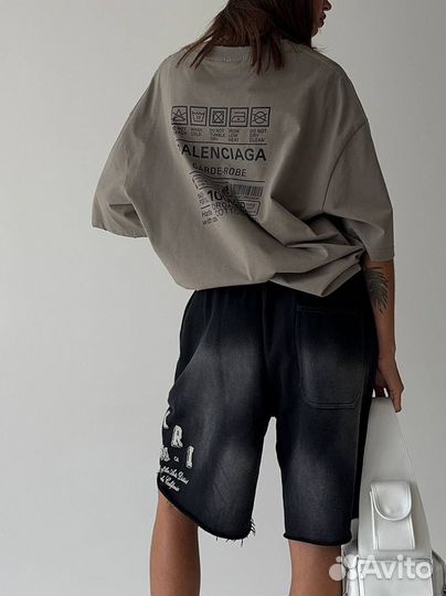 Футболка Balenciaga