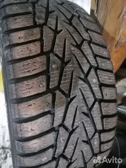 Nokian Tyres Hakkapeliitta 7 225/45 R17 94