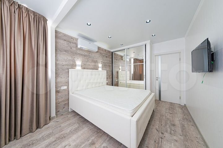 2-к. квартира, 66 м², 7/10 эт.