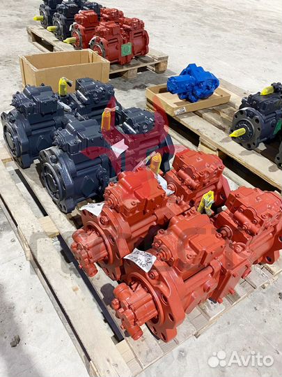 Основной насос Hitachi EX120-5Z HPV050