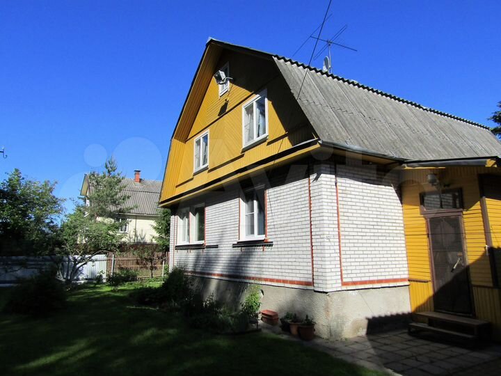 Коттедж 138 м² на участке 12 сот.