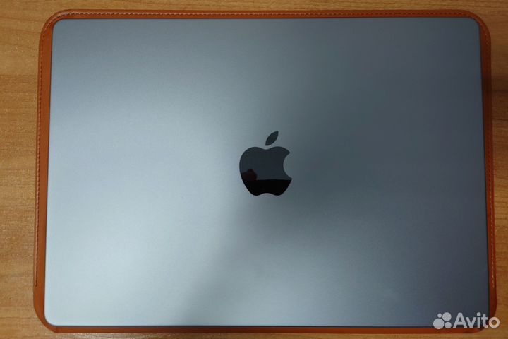 Macbook pro 14 m1 16 512