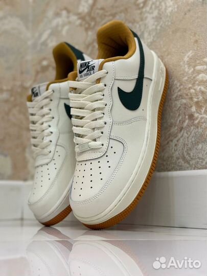 Кроссовки Nike air force 1