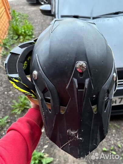 Кроссовый шлем