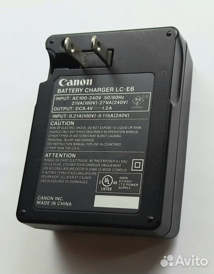 Зарядное устройство Canon LC-E6