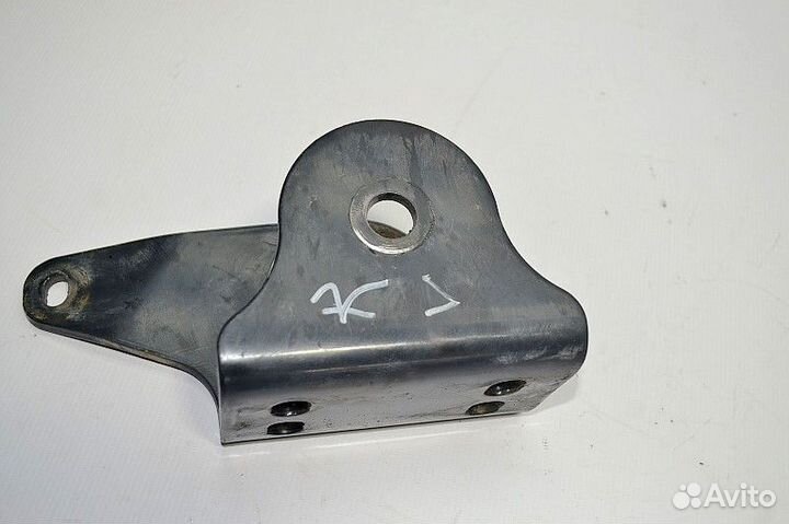 Кронштейн амортизатора кабины, передний правый MAN