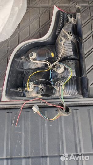 Фонарь задний правый Volvo XC90 б/у