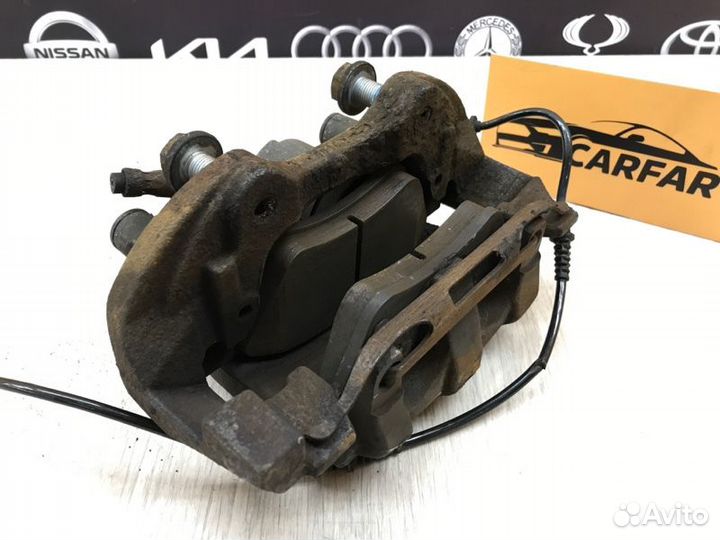 Суппорт передний правый Mercedes-Benz M W164 OM642