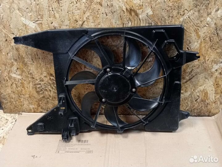 Вентилятор радиатора Renault Logan 1 рестайлинг