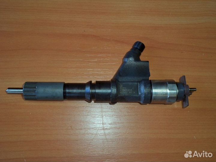 Форсунка для Howo Sinotruk 0950008011 / 1246080051