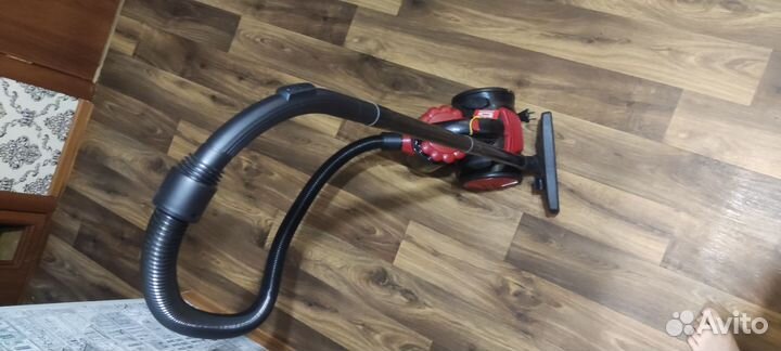 Пылесос Vitek новый