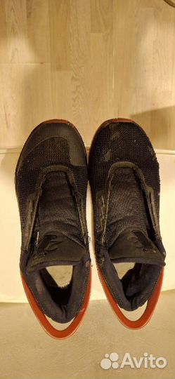 Кроссовки мужские спортивные