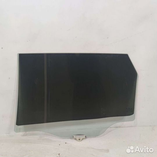 Стекло двери Kia Optima 4 задней правой