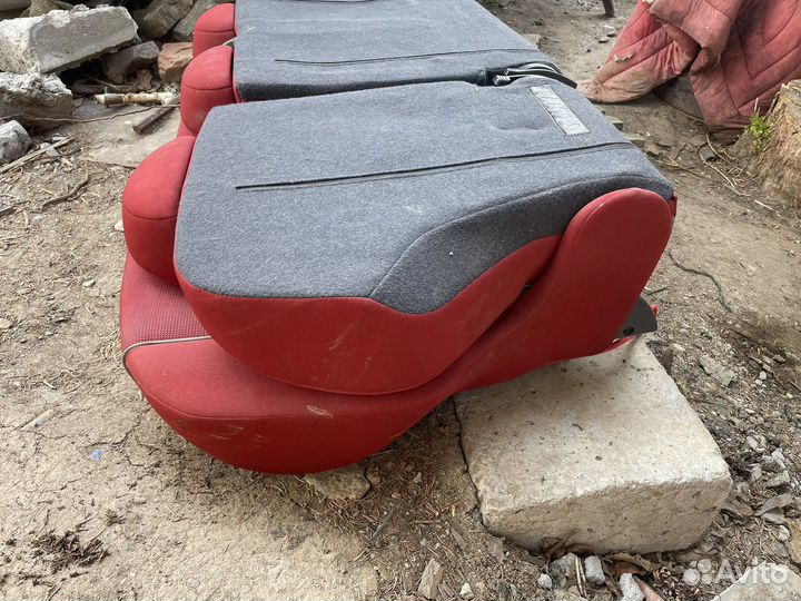 Сиденье заднее Mitsubishi Colt Z3 пробег 110