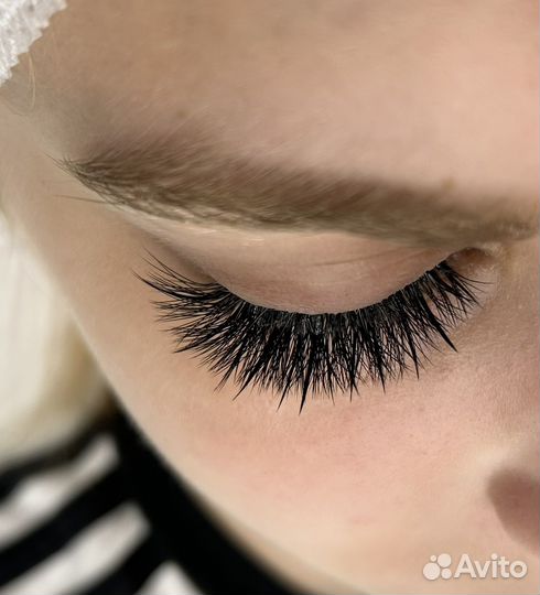 Наращивание ресниц