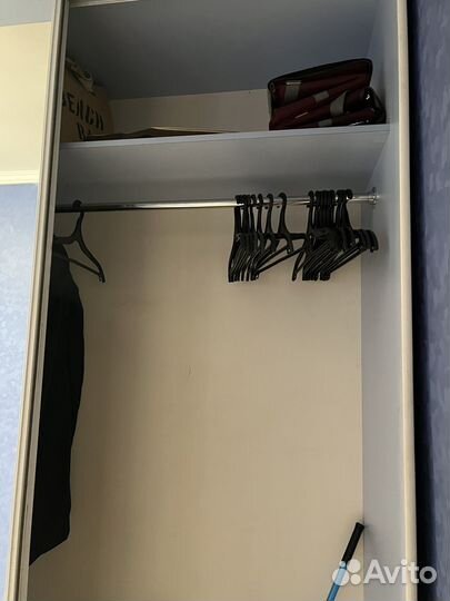 Шкаф зеркальный