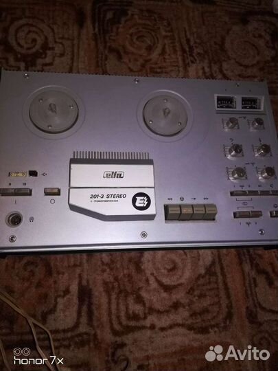 Катушечный магнитофон