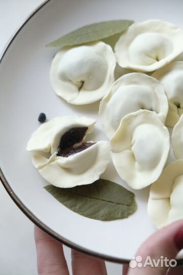 Пельмени из шоколада