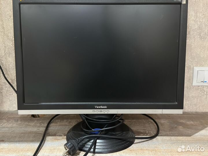 Монитор Viewsonic 27