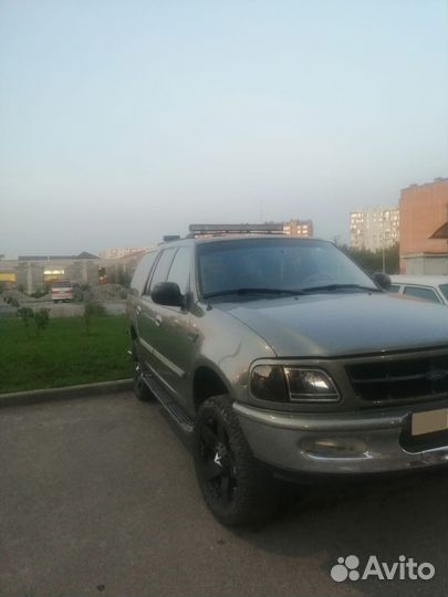 Ford Expedition 5.4 AT, 1998, 170 000 км