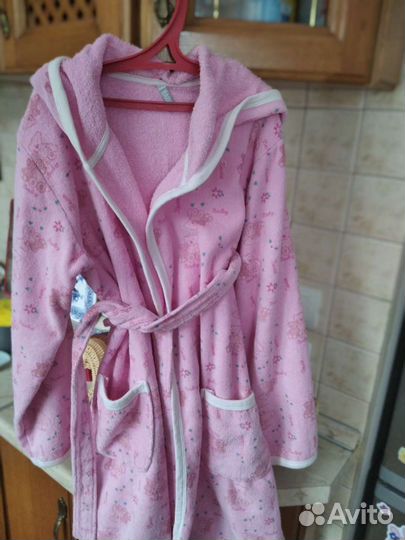 Махровый халат для девочки