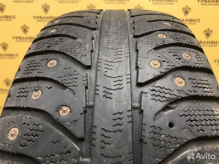 Bridgestone Ice Cruiser 7000 215/50 R17