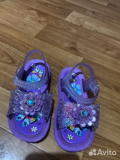 Сандали для девочки