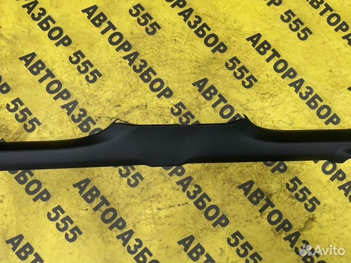 Накладка порога внутренняя правая Volkswagen Polo