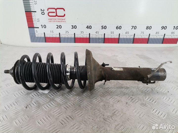 Стойка для Volkswagen Golf 4