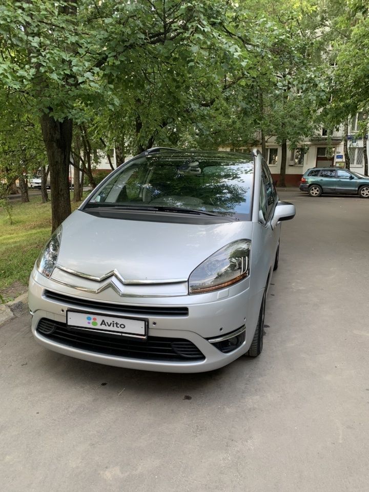 Citroen Grand C4 Picasso: фото владельца